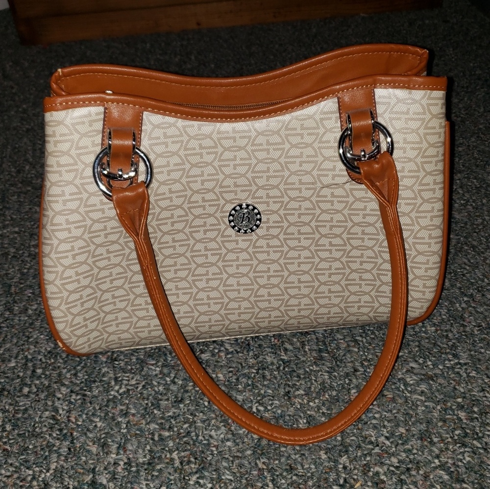 Purses & Wallets - Picture 4 of 5